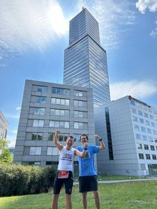 Donnerwetter.de Team beim Turmlauf in Köln